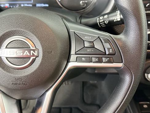 Used 2024 Nissan Kicks SV FWD image 21