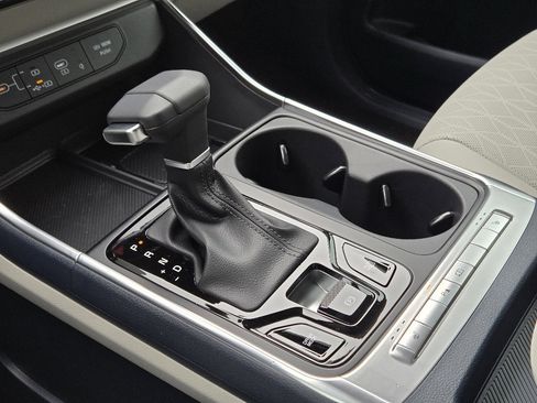 New 2026 Kia Carnival EX image 15