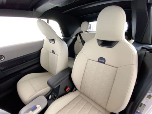 New 2026 MINI Cooper S image 18