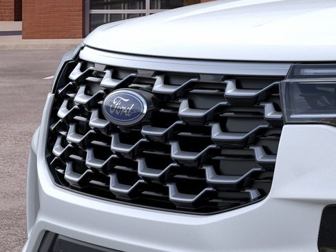 New 2026 Ford Explorer Platinum RWD image 17
