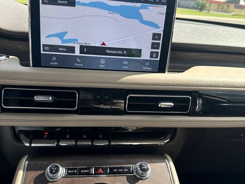 Used 2023 Lincoln Aviator Grand Touring w/ Equipment Group 301A AWD/4WD image 13
