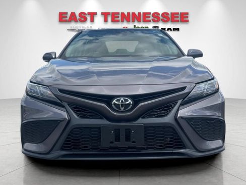 Used 2024 Toyota Camry SE FWD image 9