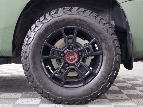 Used 2020 Toyota Sequoia TRD Pro w/ Carpet Mat Package (TMS) AWD/4WD image 17