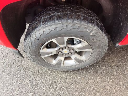 Used 2019 Chevrolet Colorado Z71 image 34