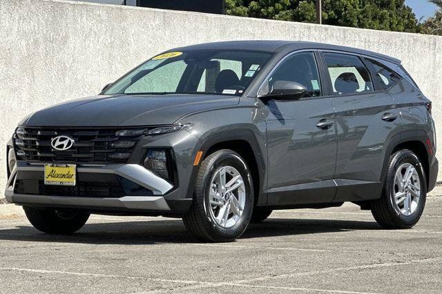 Certified 2026 Hyundai Tucson SE FWD image 8