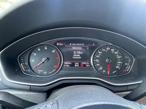 Used 2019 Audi A4 2.0T Premium FWD image 16