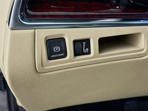 Used 2019 Cadillac XT5 Premium Luxury image 10