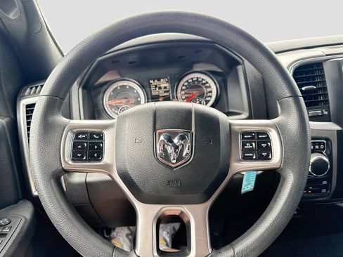 Used 2024 RAM 1500 Warlock AWD/4WD image 14