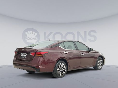 Used 2023 Nissan Altima 2.5 SV image 16