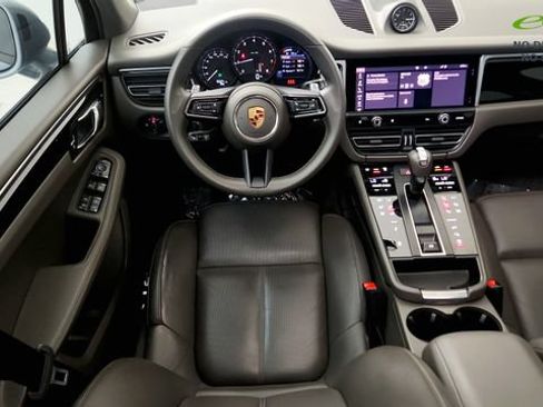 Used 2024 Porsche Macan AWD/4WD image 50