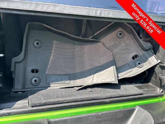 Used 2026 Jeep Wrangler Sport AWD/4WD image 8