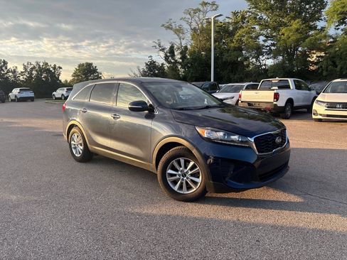 Used 2019 Kia Sorento FWD V6 image 20