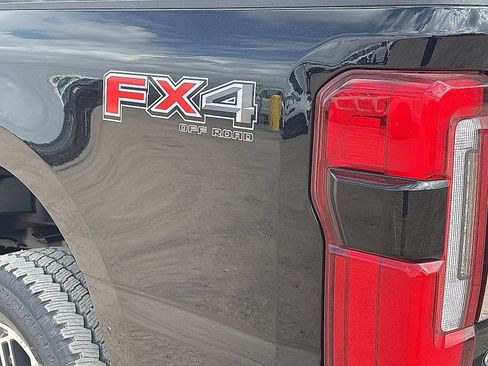New 2026 Ford F250 Platinum w/ Platinum Plus Package AWD/4WD image 5