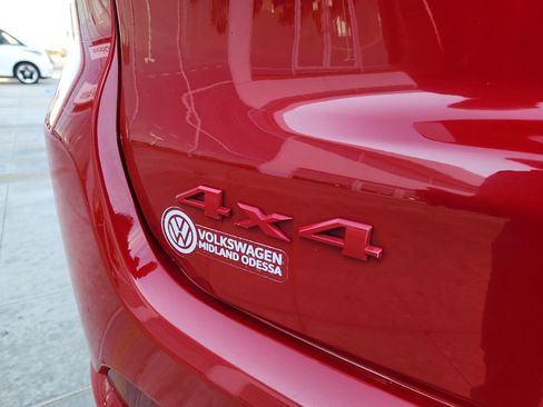 Used 2023 Jeep Compass Limited image 10