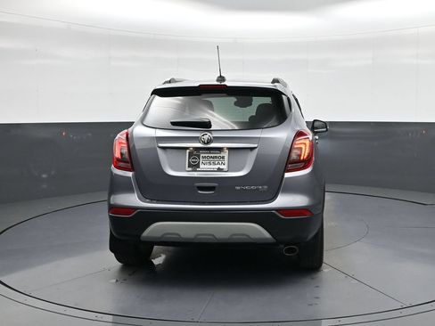 Used 2019 Buick Encore Essence w/ Experience Buick Package AWD/4WD image 6