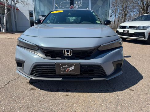 Used 2022 Honda Civic Sport image 3