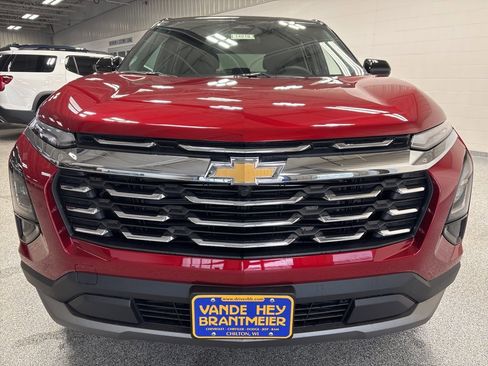 New 2026 Chevrolet Equinox LT w/ Convenience Package II image 2