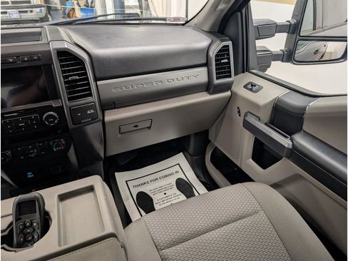 Used 2022 Ford F250 XLT w/ XLT Value Package AWD/4WD image 12