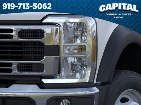 New 2025 Ford F550 4x4 Regular Cab Super Duty image 18