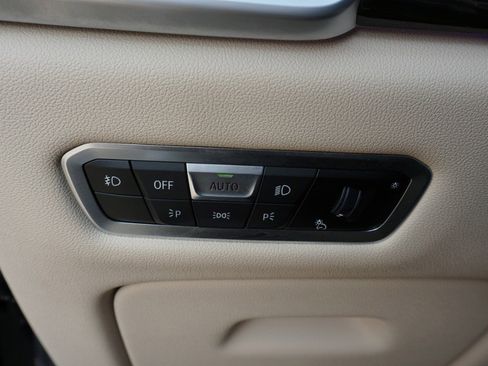 Used 2021 BMW X5 sDrive40i w/ Premium Package image 21