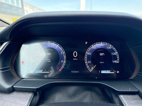 Used 2025 Jeep Grand Cherokee L Overland w/ Rear Seat Video Group I AWD/4WD image 19