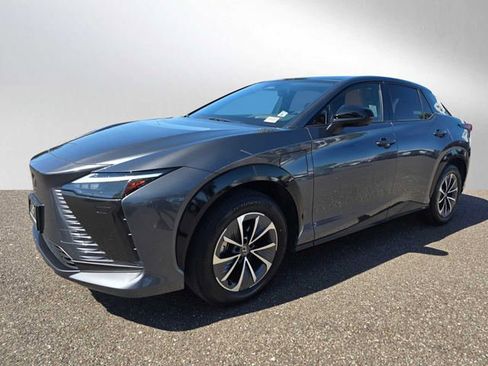 Certified 2023 Lexus RZ 450e Premium w/ Technology Package AWD/4WD image 7