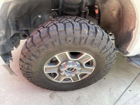 Used 2025 Ford F250 XLT w/ FX4 Off-Road Package AWD/4WD image 4