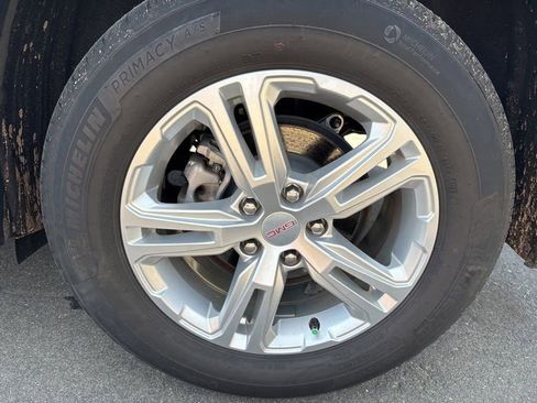 Used 2022 GMC Terrain SLE w/ Driver Convenience Package image 29