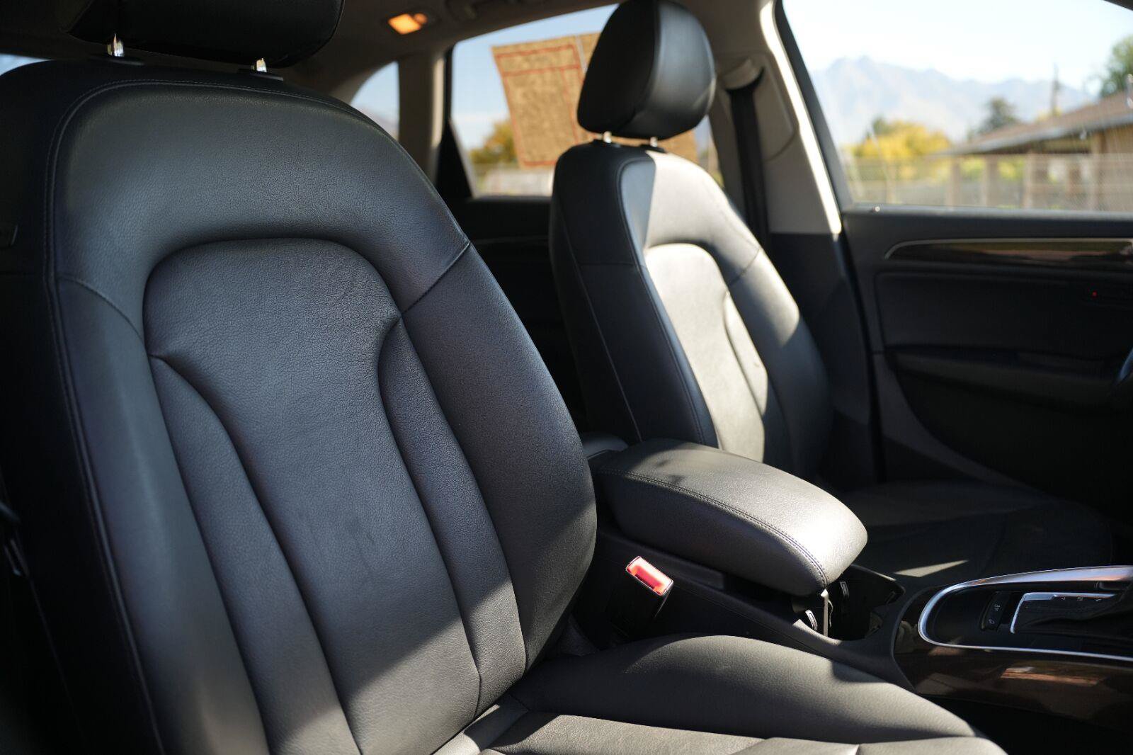 Used 2013 Audi Q5 2.0T Premium Plus AWD/4WD image 24