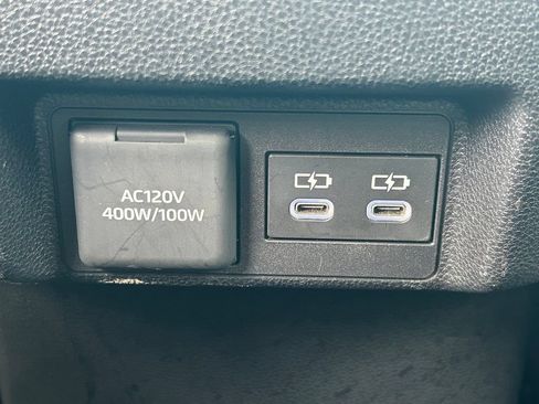 Used 2024 Toyota Tacoma Limited AWD/4WD image 21