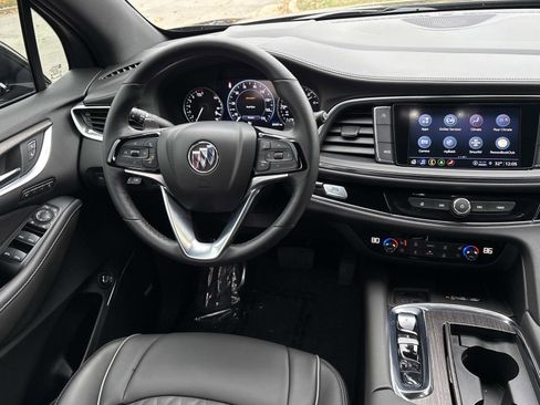 Certified 2023 Buick Enclave Avenir w/ Avenir Technology Package image 27