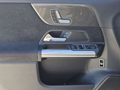 Certified 2025 Mercedes-Benz GLA 250 image 24