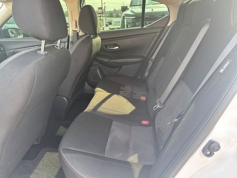 Used 2023 Nissan Sentra SR w/ Trunk Package image 26