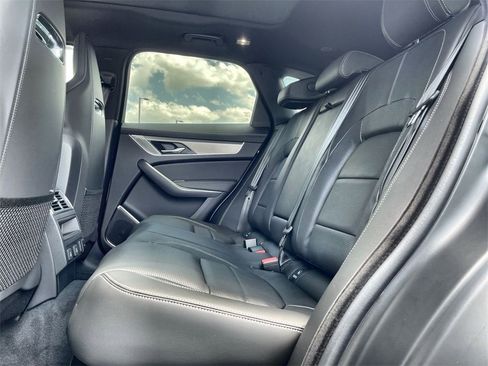 Used 2025 Jaguar F-PACE R-Dynamic S image 15