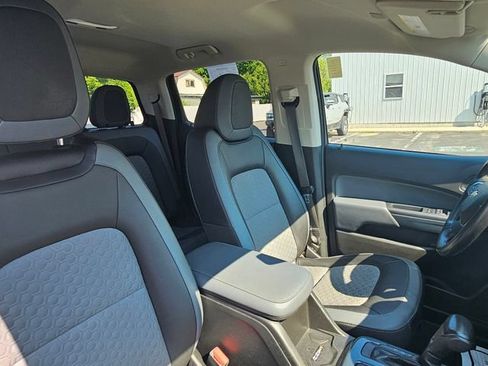 Used 2019 Chevrolet Colorado Z71 AWD/4WD image 18