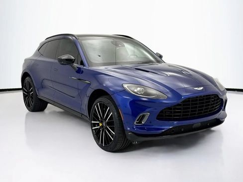 Used 2023 Aston Martin DBX AWD/4WD image 3