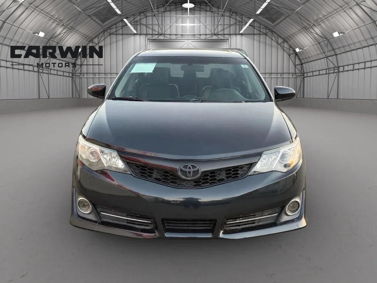 Used 2012 Toyota Camry SE FWD image 2