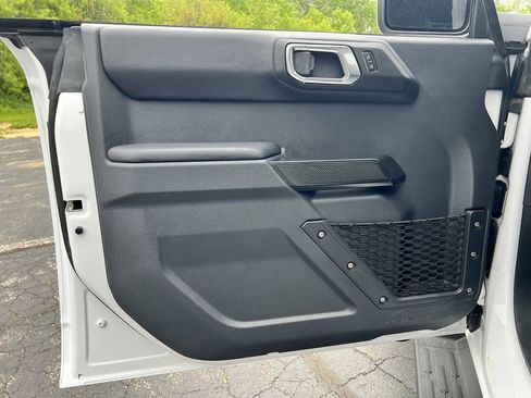 Certified 2025 Ford Bronco Outer Banks AWD/4WD image 11