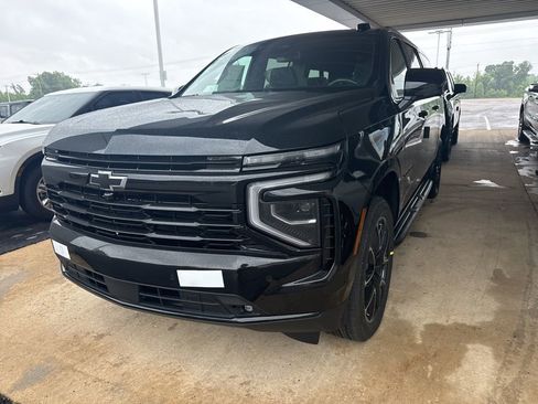 New 2026 Chevrolet Suburban RST AWD/4WD image 1