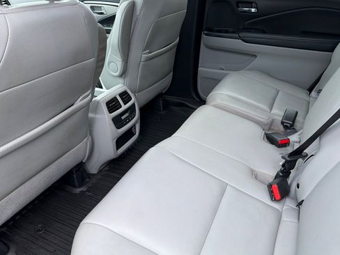 Used 2019 Honda Pilot EX-L image 9