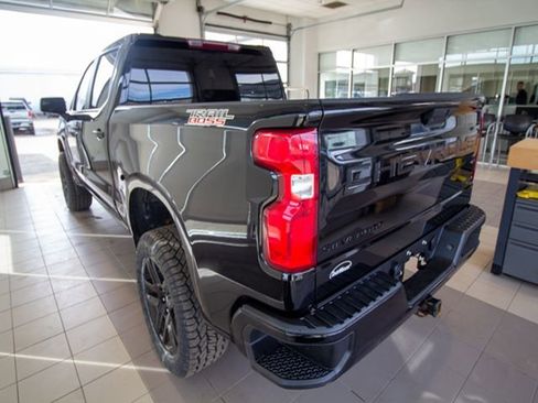 Certified 2022 Chevrolet Silverado 1500 Custom Trail Boss w/ Safety Confidence Package image 5