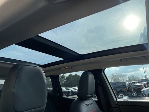 Certified 2023 Jeep Renegade Trailhawk w/ Sun/Sound Group image 9