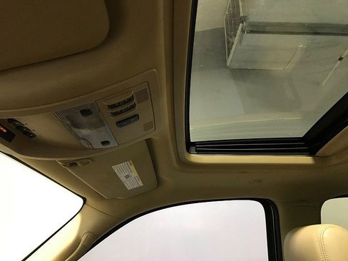 Used 2012 GMC Yukon Denali image 26