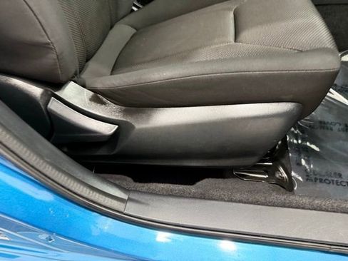 Used 2019 Subaru Impreza 2.0i Premium image 19