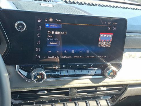 Used 2024 Chevrolet Colorado ZR2 w/ Technology Package image 15