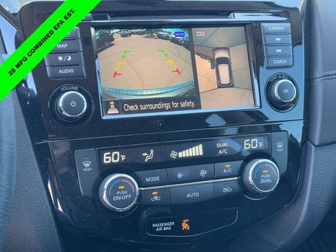 Certified 2020 Nissan Rogue SL w/ Premium Package FWD image 23