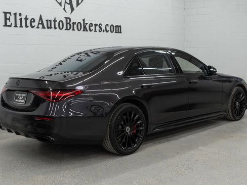 Used 2022 Mercedes-Benz S 500 4MATIC w/ AMG Line Package image 45