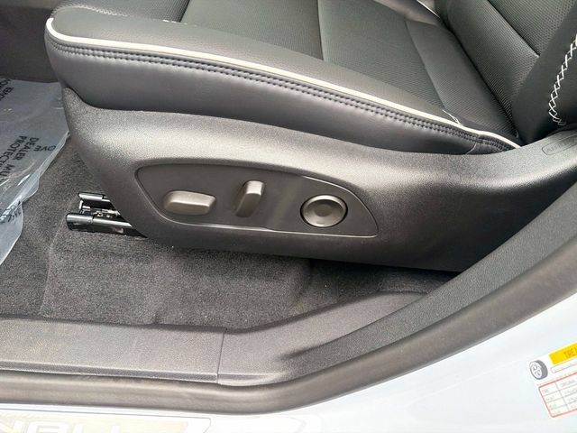 New 2026 GMC Acadia Denali w/ Super Cruise Package FWD image 19