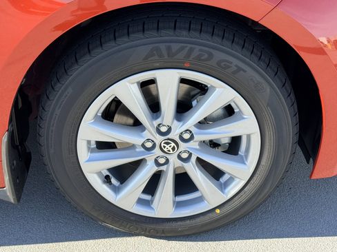 New 2026 Toyota Corolla SE image 15