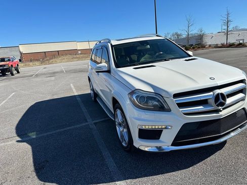 Used 2013 Mercedes-Benz GL 550 4MATIC image 6